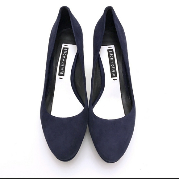 alice+olivia Suede Platform Pumps - Picture 4 of 8
